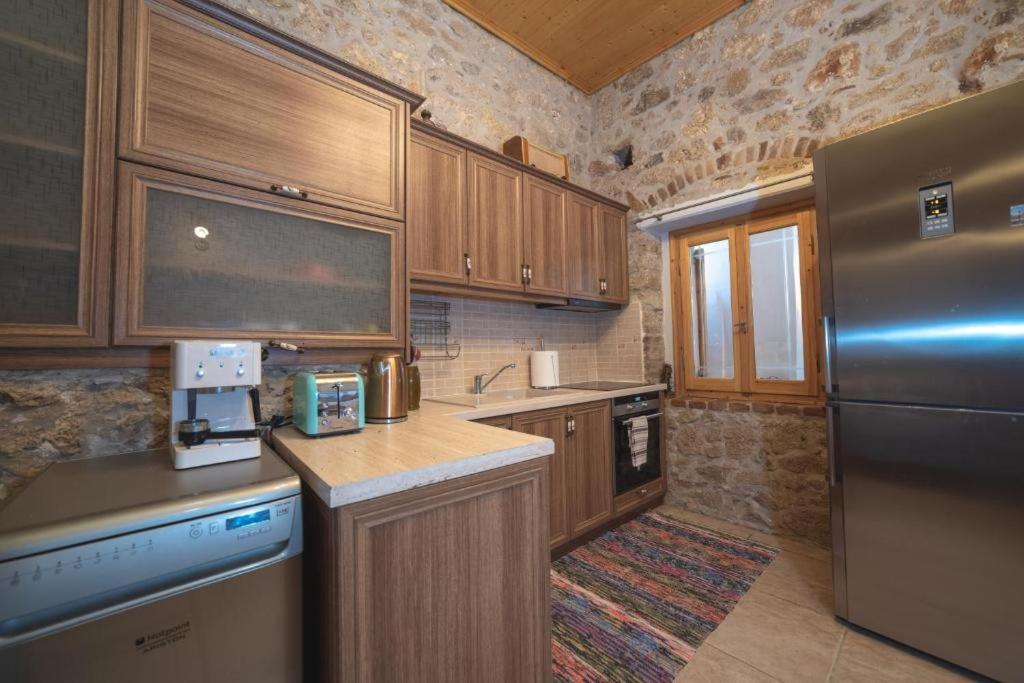 Menecrates Rustic - San Matteo Apartment Agios Matthaios  ภายนอก รูปภาพ