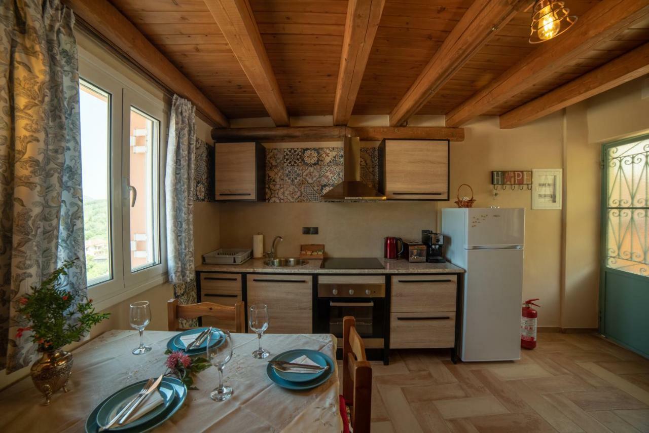 Menecrates Rustic - San Matteo Apartment Agios Matthaios  ภายนอก รูปภาพ