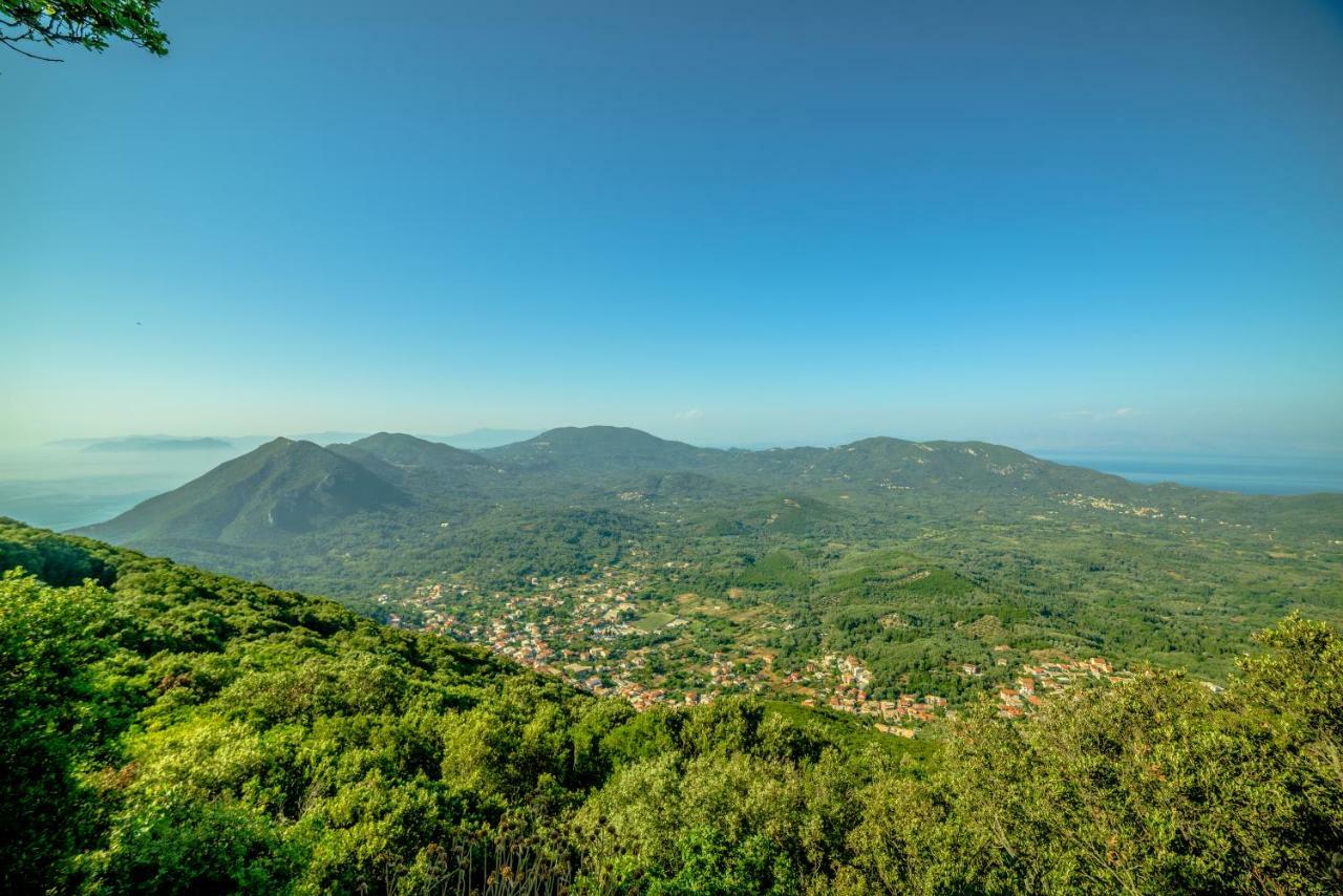 Menecrates Rustic - San Matteo Apartment Agios Matthaios  ภายนอก รูปภาพ